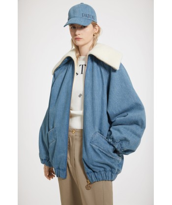 Oversized jacket in organic cotton denim and faux shearling en ligne