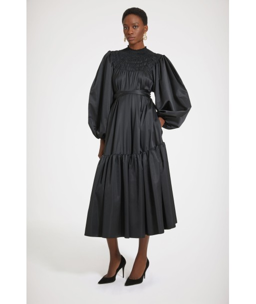 Smock collar maxi dress in eco-friendly satin livraison et retour toujours gratuits