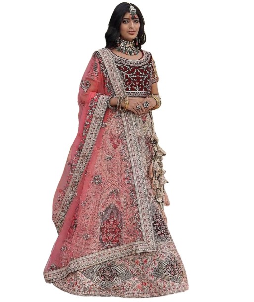 Lehenga mariée Kasika beige et bordeaux avec 2 voiles En savoir plus