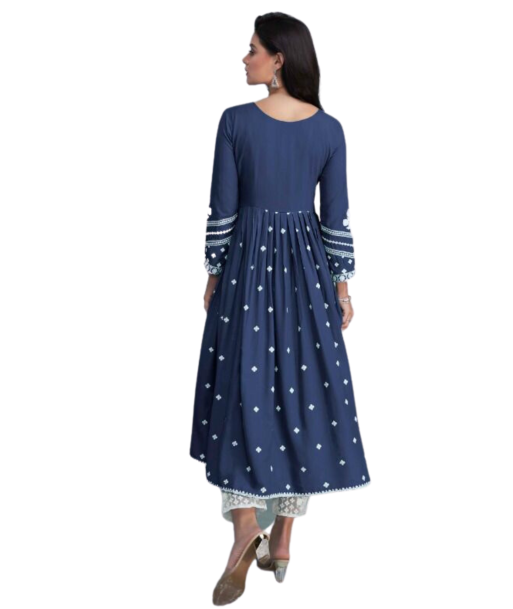 Salwar kameez bleu marine Hasina - Tailles 38 et 42 brillant des détails fins