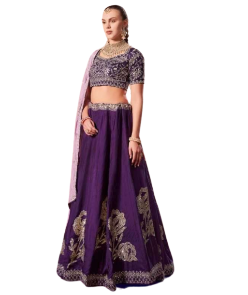 Lehenga tendance prune Shirin les muscles